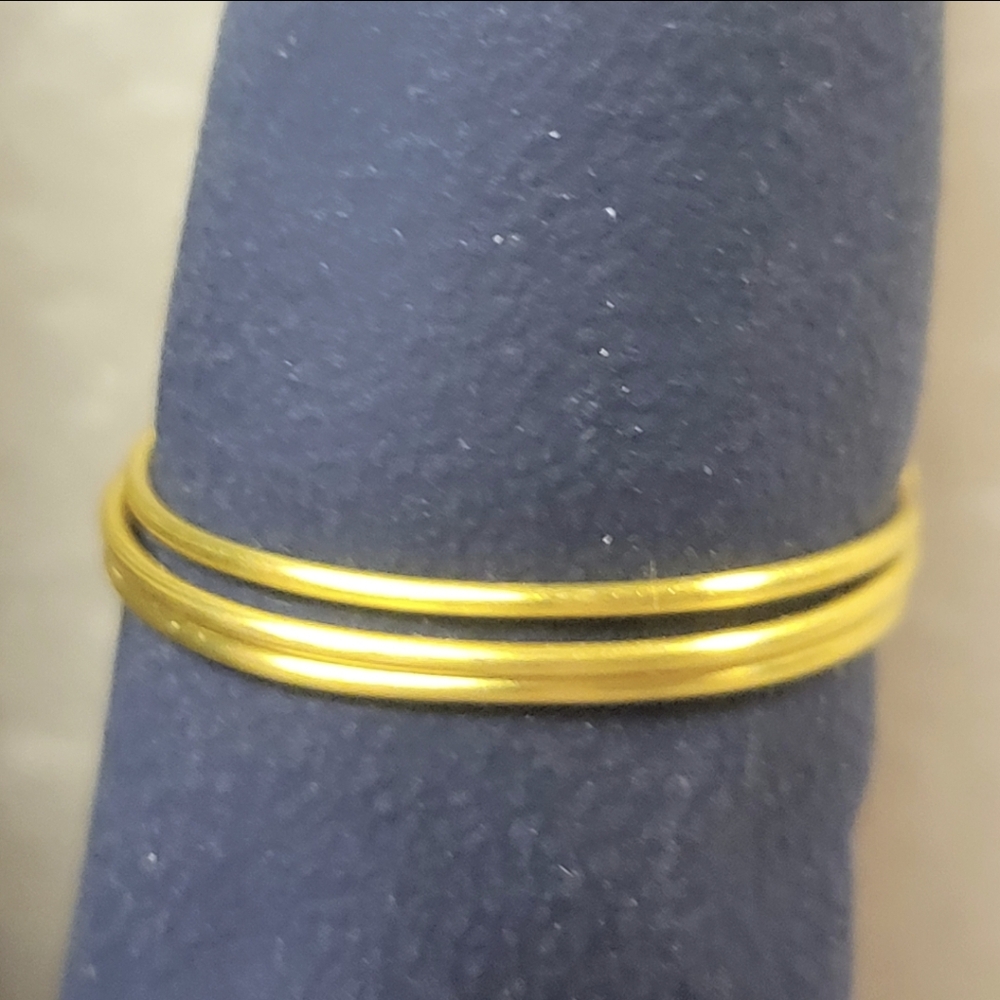 Gold and Natural Green Aventurine Stone Ring - Picture 7 of 7